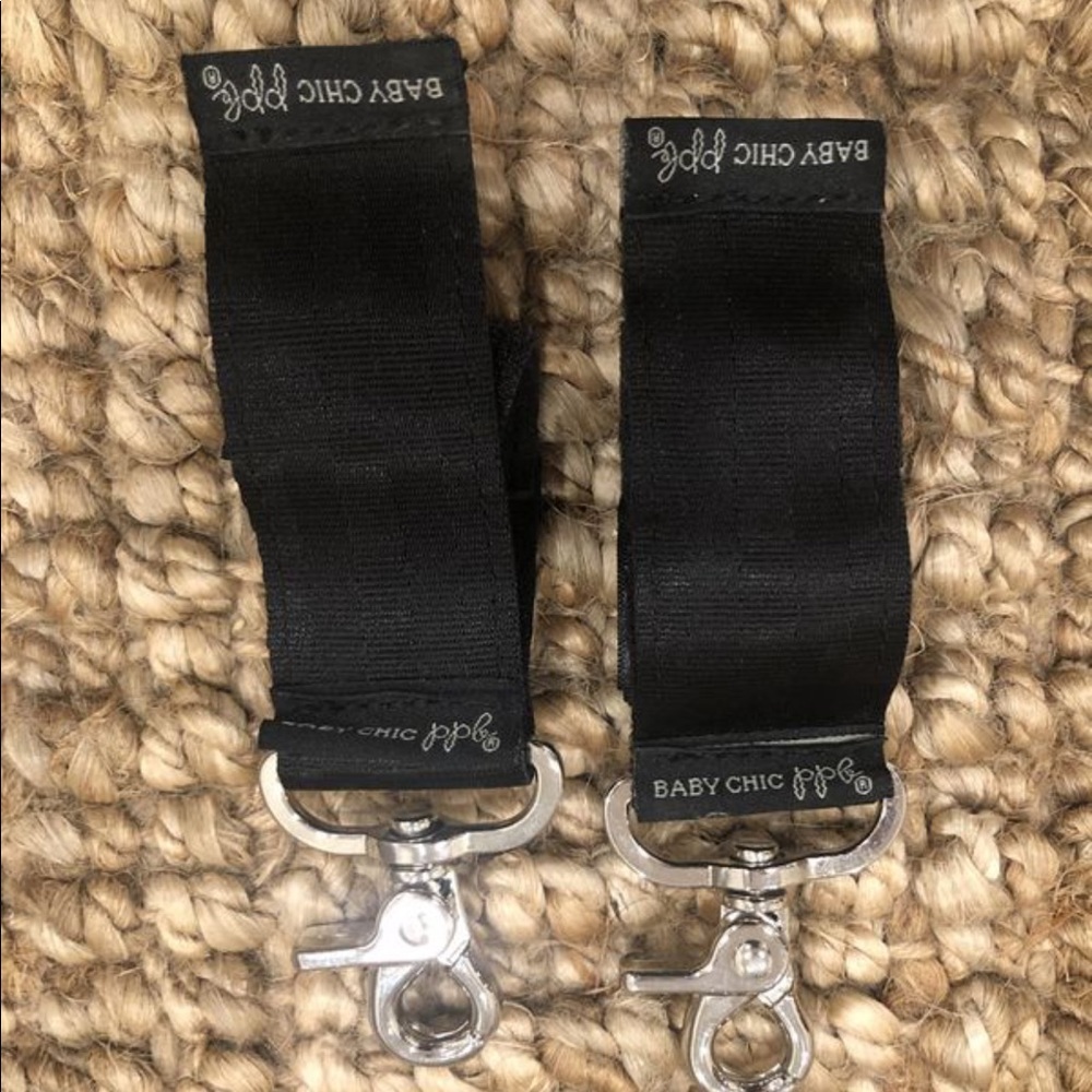 Petunia Pickle Valet Stroller Clips Silver/Black